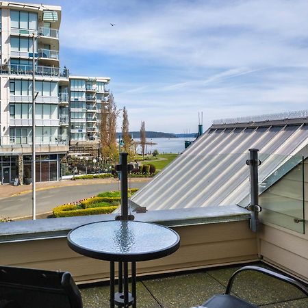 Sidney Waterfront Inn & Suites Exterior foto